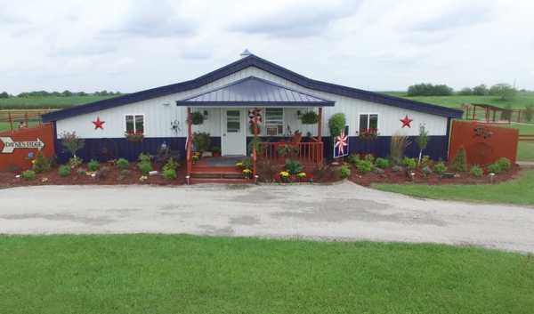 Petland Breeders Spotlight on Daynes Ridge Kennel: Where Does Petland Get Its Puppies?